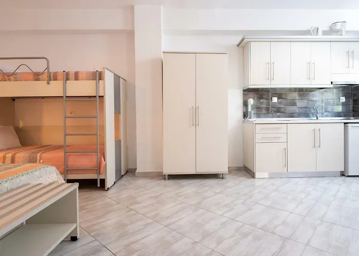 Nikola's Торони