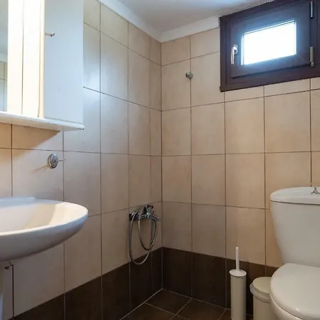 Nikola's Apartament Torone